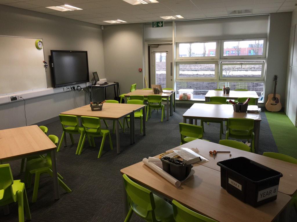 ClassHarkins's tweet photo. Hey class! Ready for your next adventure? Our new classroom looks superb- wait until you see the rest of the school http://t.co/4eqxsfGaPM