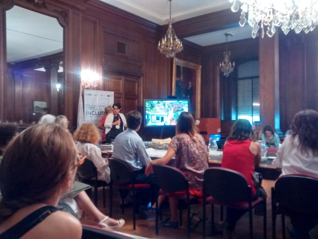 meperis's tweet photo. #cideuba Reconociendo las diferencias y dificultades para generar ciudades mas inclusivas http://t.co/jODsrs72HN