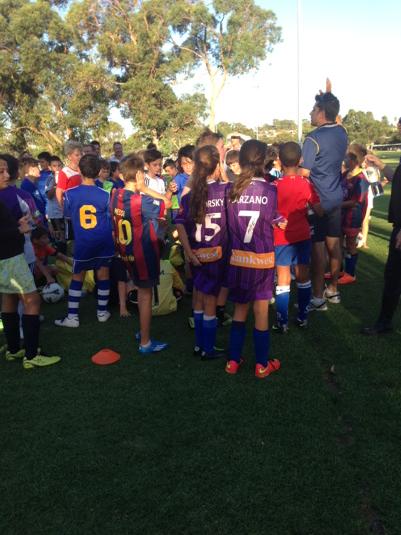 tialynpie's tweet photo. My girls @CockburnCitySC trials proudly wearing thier @PerthGloryWomen gear @GabeMarzano @Shelina6 @TheWomensGame http://t.co/xpLtvUgV3j