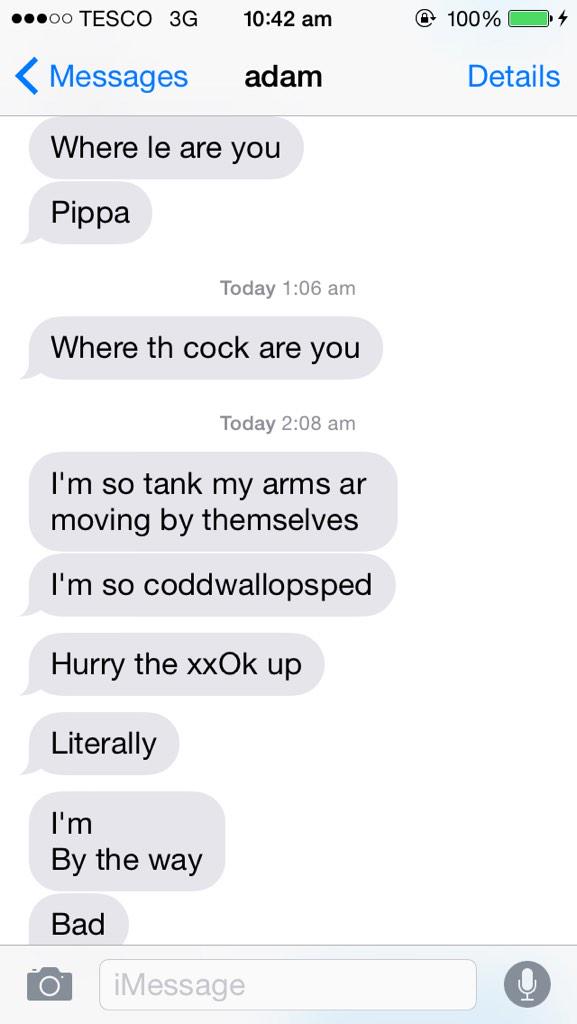 PippaHarrison_'s tweet image. george was really sober last night #needy #doubletext