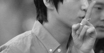 taekwoon__10's tweet photo. 猫のように静かに 
足音を立てず去りたい http://t.co/ni3N6D85SR