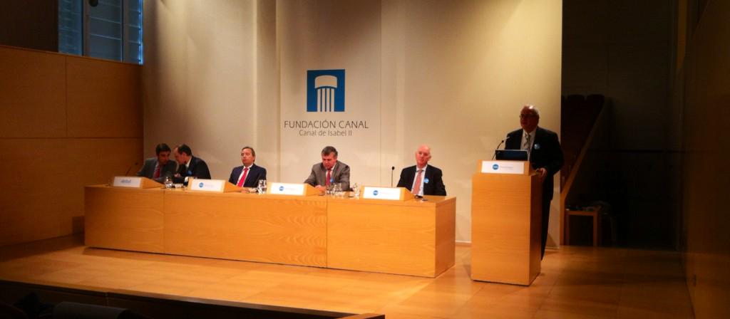 grupo_vista's tweet image. #fantásticas ponencias estos profesionales hacen del @grupo_vista y sus clínicas un grupo #conVISTAalFuturo #vista2