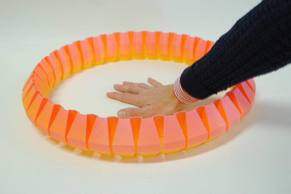 builder3Dprint's tweet photo. Want to see how we printed this EXTREMELY huge color mixed bracelet? Visit our booths 117/118 at the #rapidpro2015 http://t.co/QS2ggxeRyf