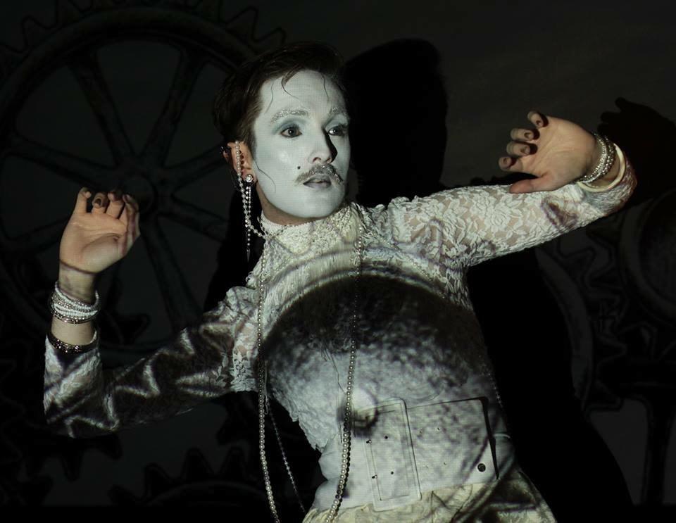 Embedded image permalink