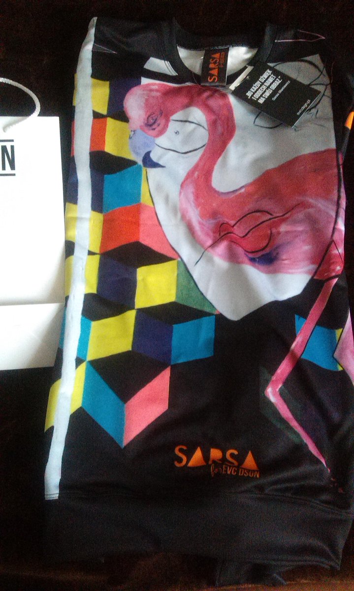 kama950's tweet photo. @sarsamarkiewicz flaming nadleciaΕ π π π π #FakeFashionBySarsa #evcdsgn http://t.co/9pfArW9Cjg