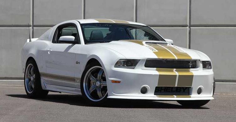 StangAddict's tweet image. What colour is this Mustang? 

#blueandblack #whiteandgold #TheDress #TheDressIsWhiteAndGold