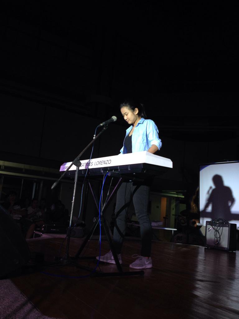 flyfleance's tweet photo. “@upcssc: 'Ikaw ang hantungan, at bilang kanlungan mo, ako ang sasagip sa'yo.' #CSIdol10 #CSat31 http://t.co/ERxLAbDy9U”