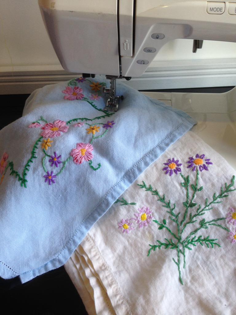 ali_memorybears's tweet image. Friday afternoon sewing with #Vintage Linens and #Absolute80's on loud !!