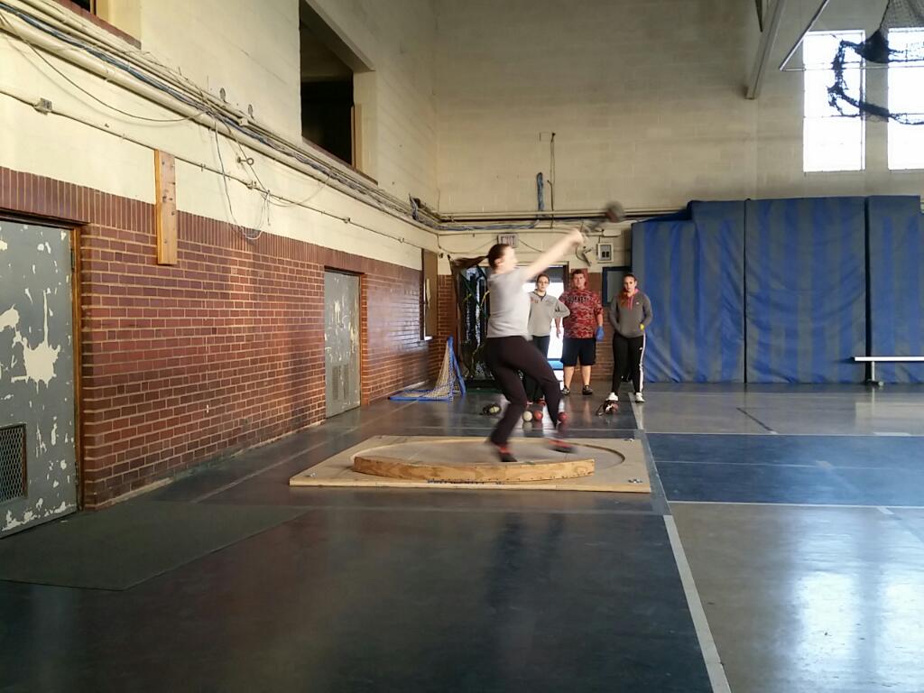 CoachPotter89's tweet photo. Last full indoor throws practice of the year! #ODACweek http://t.co/4f96A5pOqU