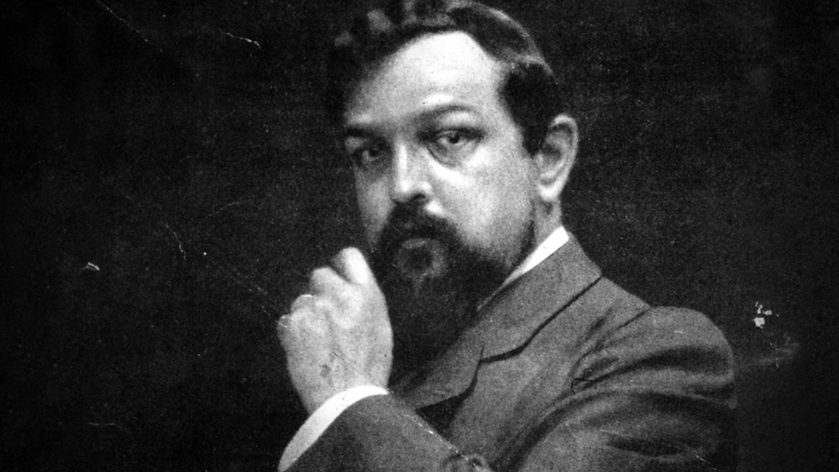 BBCRadio3's tweet photo. Listen to this vintage recording of Debussy's Petite Suite for piano duet: a 12-minute jewel http://t.co/pnWjH1zXk2 http://t.co/4KuQeBiMPF
