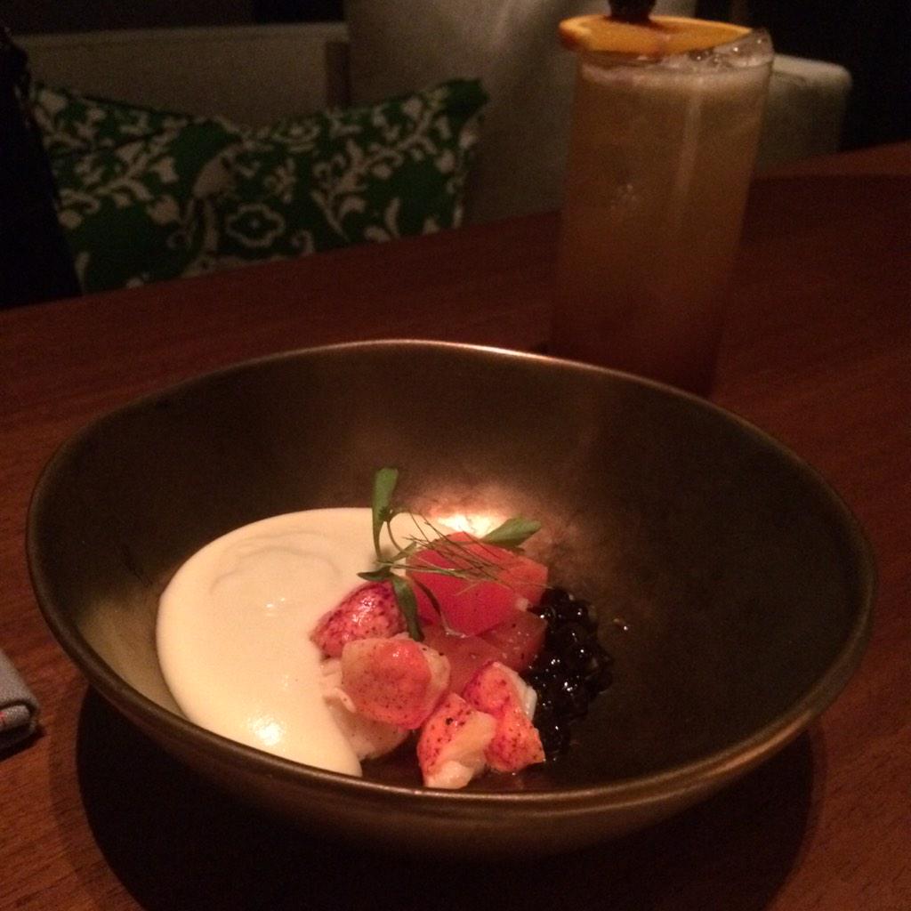 sigiwimala's tweet photo. A mixture of asian cuisine served beautifully. At Adrift Marina Bay Sands. #letsgetspoilt #onlyinsg @CosmoIndonesia http://t.co/FuDDLoZ5x0