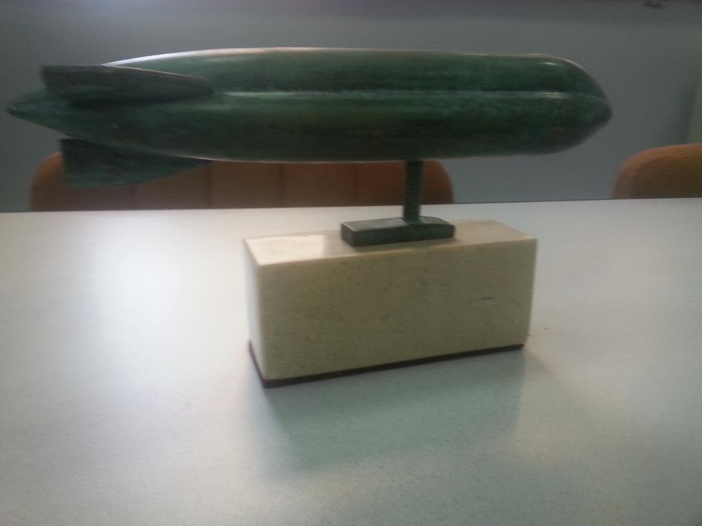 Fabrocam_'s tweet photo. @unican entrega el premio @ACCIONA  colaboración universidad empresa.#3desing y #3dprinting. By @Fabrocam_ http://t.co/wTRdEGhTiP