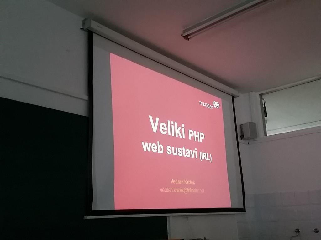 bigblacksteel's tweet image. #fer #trikoder Brko lead the way!