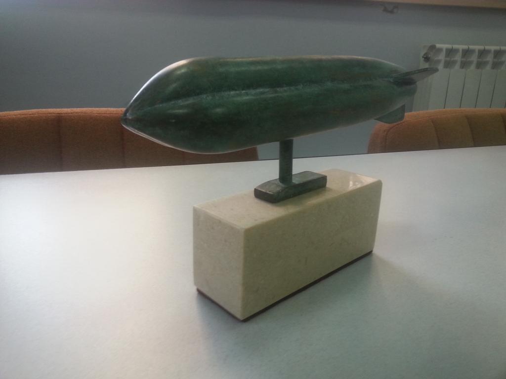 Fabrocam_'s tweet photo. @unican delivery school partnership award to @ACCIONA.#3desing and #3dprinting by @Fabrocam_ http://t.co/TfuHlDiKpw