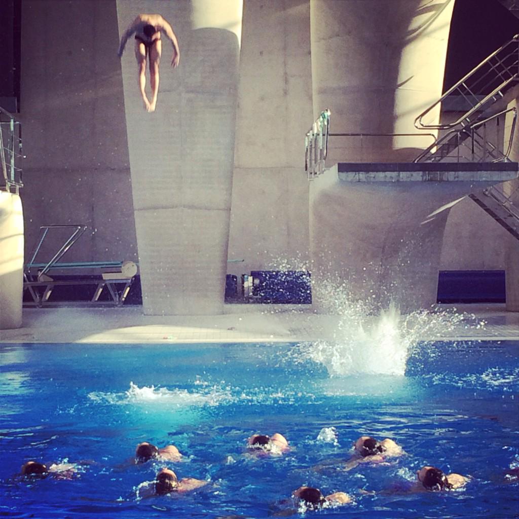 Our 1st performance at the #LondonAquaticCentre. The launch one year ago with our favs <a href="/DiveDynamix/">Dive Dynamix</a> <a href="/TomDaley1994/">Tom Daley</a> 💦