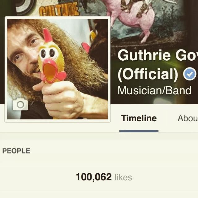 A mug raised high to the 100k+ #fans following <a href="/ggovan_official/">Guthrie Govan</a> #facebook page! Cheers!