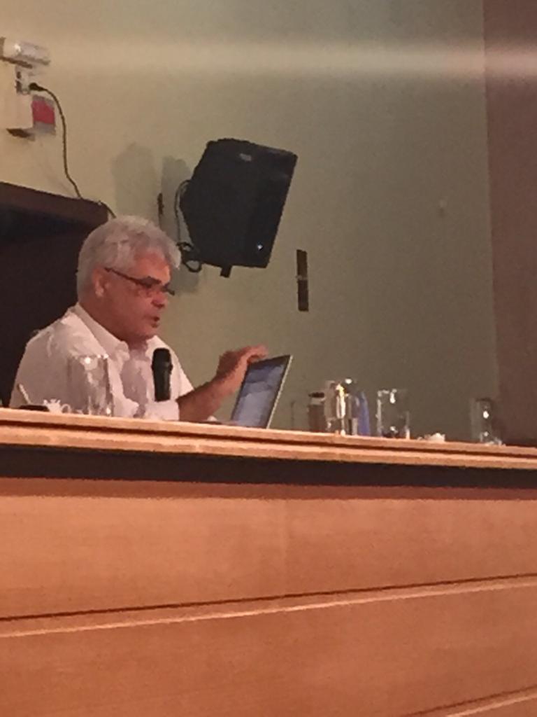 "Não precisamos de mais regulação,  e sim, de mais liberdade." Hugo Studart