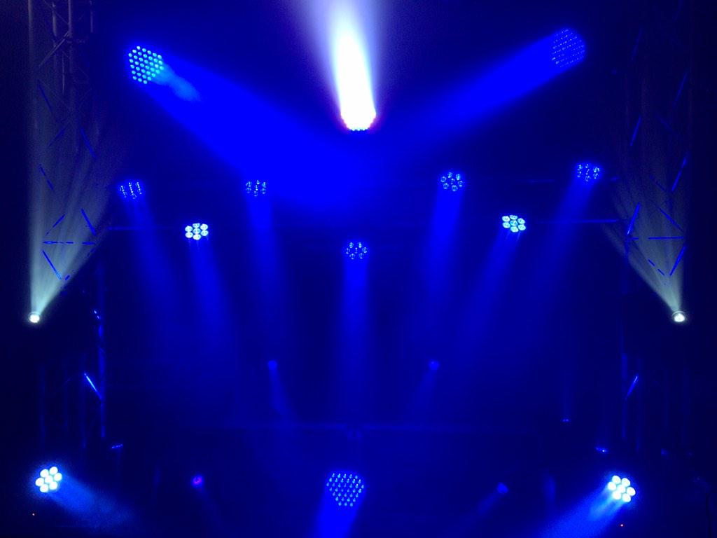 BrightProdServ's tweet photo. Playtime begins! @SPACEsomerset @TMAC_Taunton @Martin_Global great job crew! #spacetietour #MartinPro #brightprod http://t.co/oPHeACmFYd