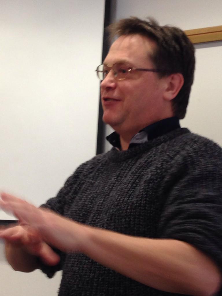 DotComUnity a social enterprise that supports carers in south west outlined by Richard Nichols #PHPseminar15