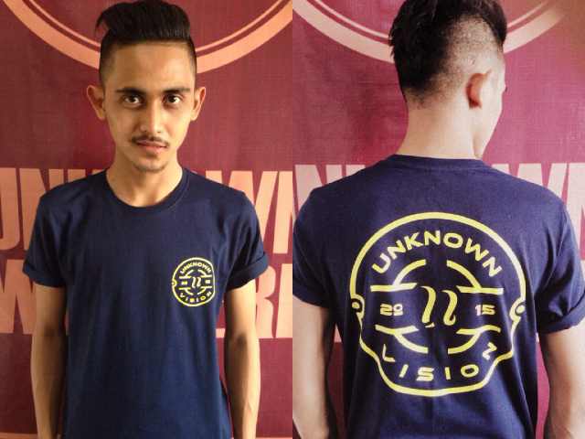 Adeyusufcyril's tweet photo. Mau kece kayak abang ini? pakai unknown cloth, @unknownstoreid ! cuma 95k ! ready stock! http://t.co/AG11xRk4ST