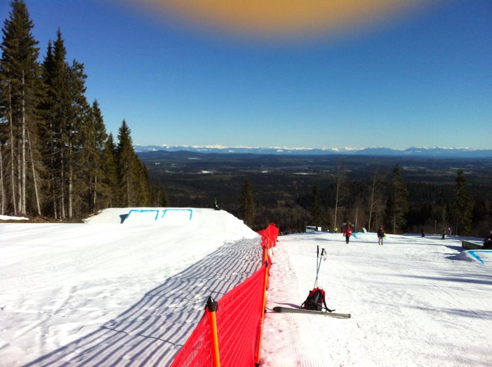 <a href="/teamtoba/">Team Manitoba</a> at #tabormountain #snowboarding #slopestyle #sunny #warm #gotobago #herdofus