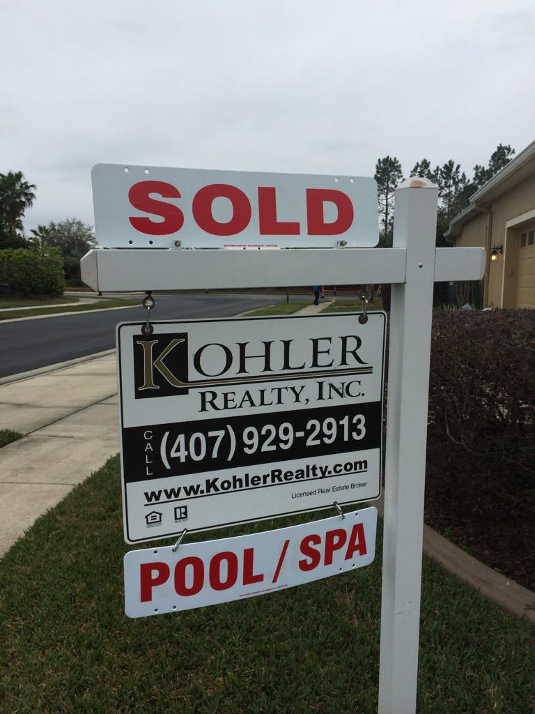 eksports_radio's tweet photo. .@KohlerRealty This is how we get things done! #CloseTheDeal #energy http://t.co/DPUZOjSrZH