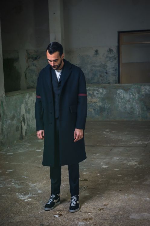 MartiBionic's tweet photo. Ma quando piangi in silenzio scopri davvero chi sei... #MengoniEsseriUmaniOutNow #ESSERIUMANI @mengonimarco http://t.co/GQqca1tMzi