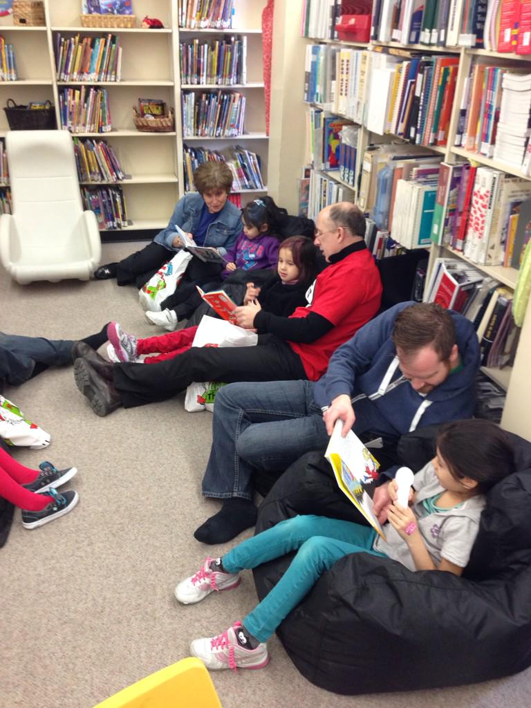 StMichaelCS's tweet image. At St. Michael &quot;Reading is Our Thing.&quot; Thanks United Way for helping us out this morning.