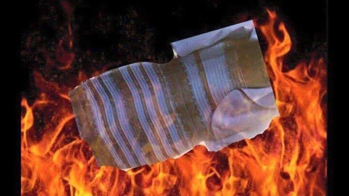 You call THIS a controversy over a blue dress?!?#TheDress   #dressgate #blackandblue #whiteandgold #ClintonTheMusical