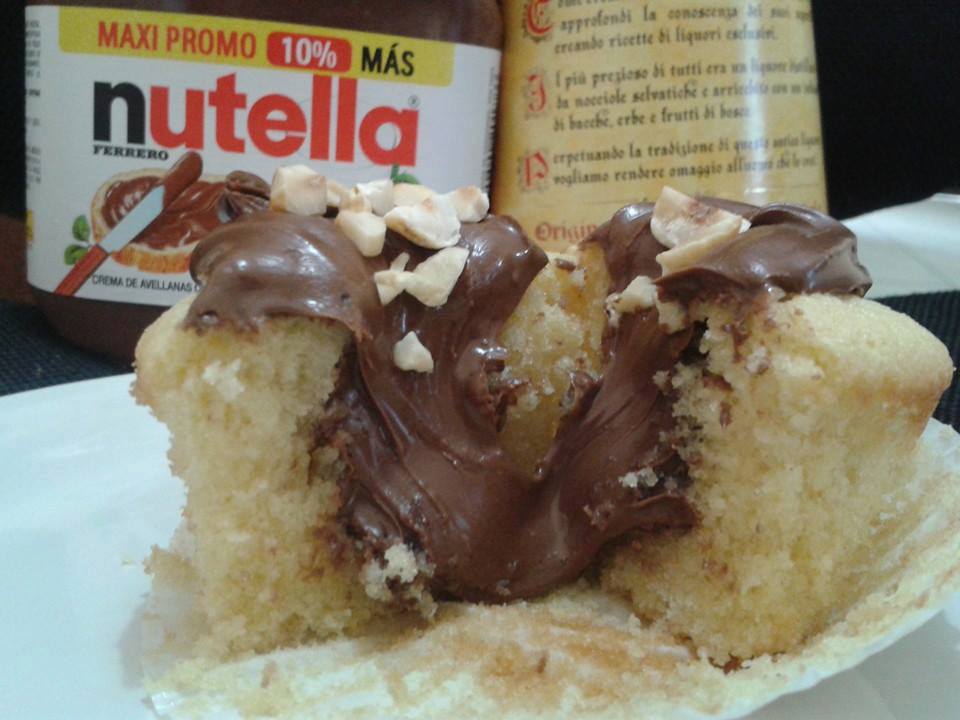 Chefjesusdiaz's tweet photo. Cremosa Cazuela de Mariscos al Chipotle 
Cupcakes de Nuttela y avellanas
Pedidos por Whatsapp 271 136 21 64 http://t.co/cFKQsYTqBh