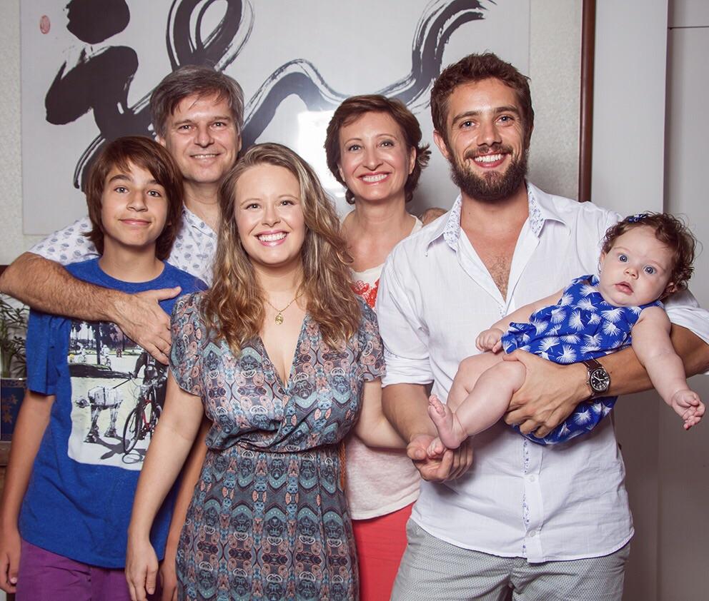 Rafael Cardoso com a família Bridi - Foto: X