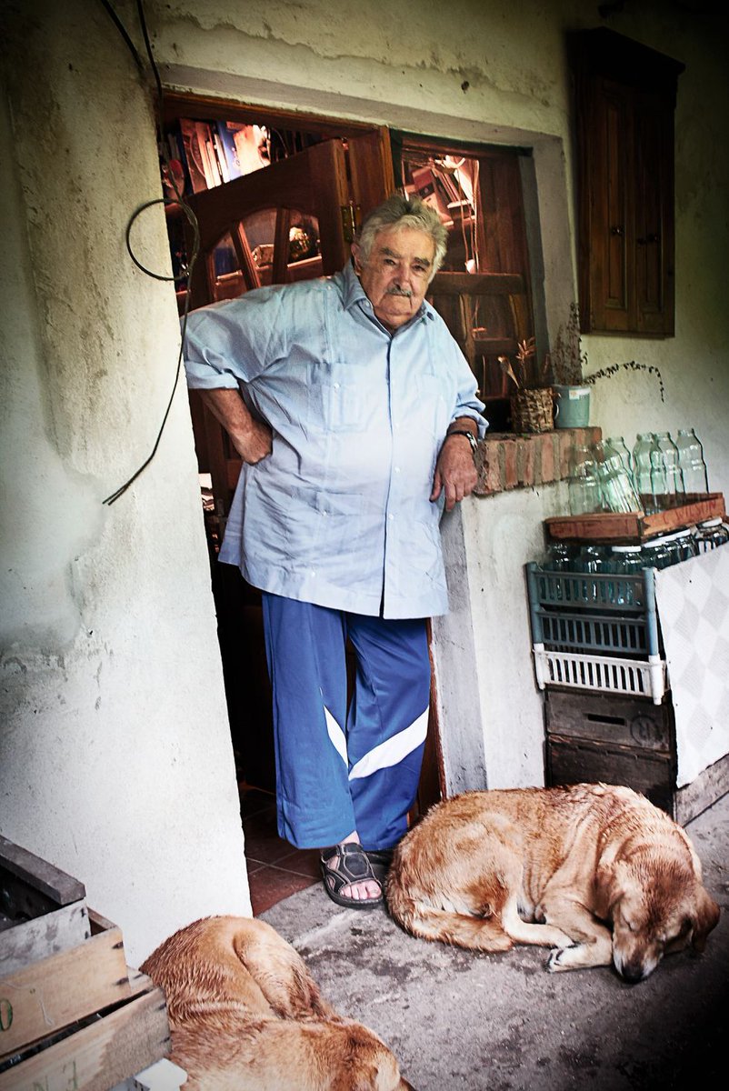 el_pais's tweet photo. #Hemeroteca Este domingo,José Mujica dejará la presidencia de Uruguay. @el_pais estuvo con él http://t.co/X91Zo3HdHx http://t.co/VBSxx2ZH5x