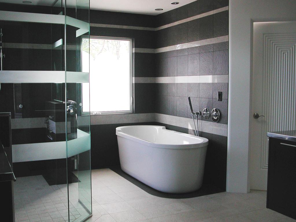 Bathroom Renovation Expert's  buildersinedinburgh.com/bathroom-renov… Builders In #Edinburgh 0131 476 2122 Approved All Trades Company