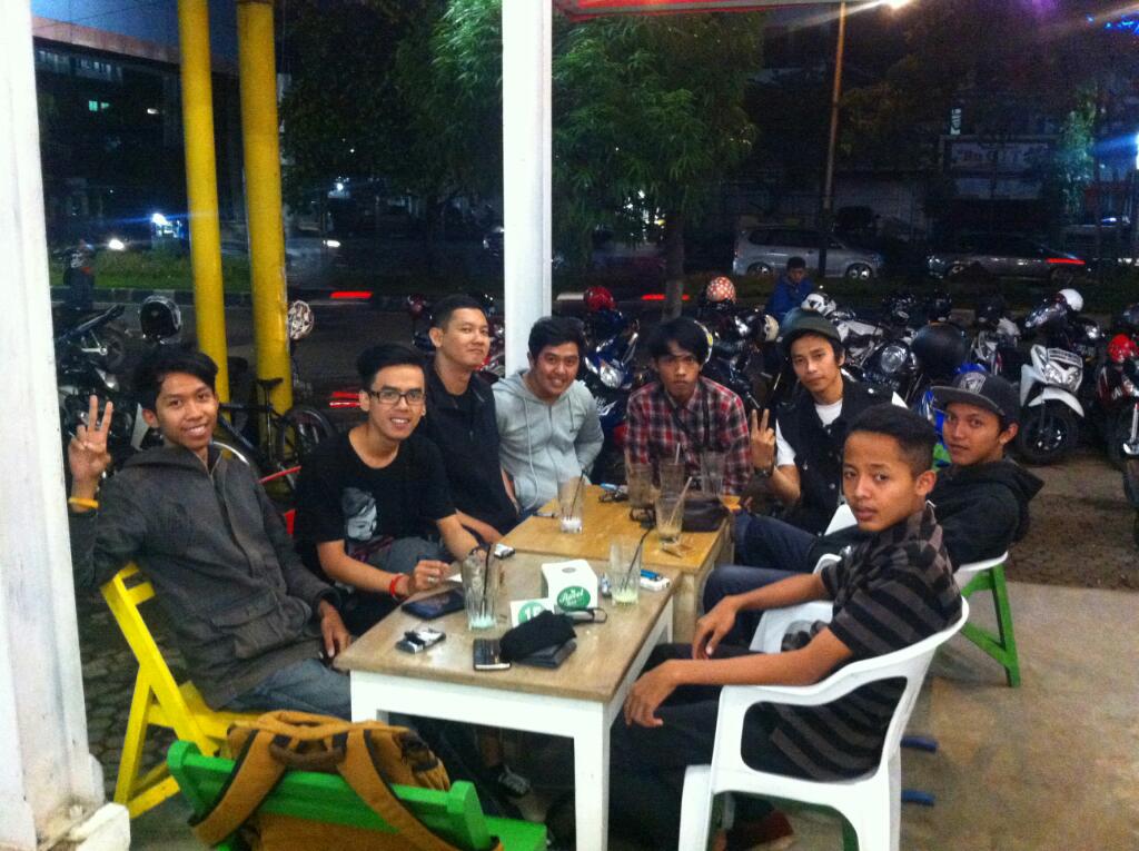 Kumpul kecil kecilan 😀