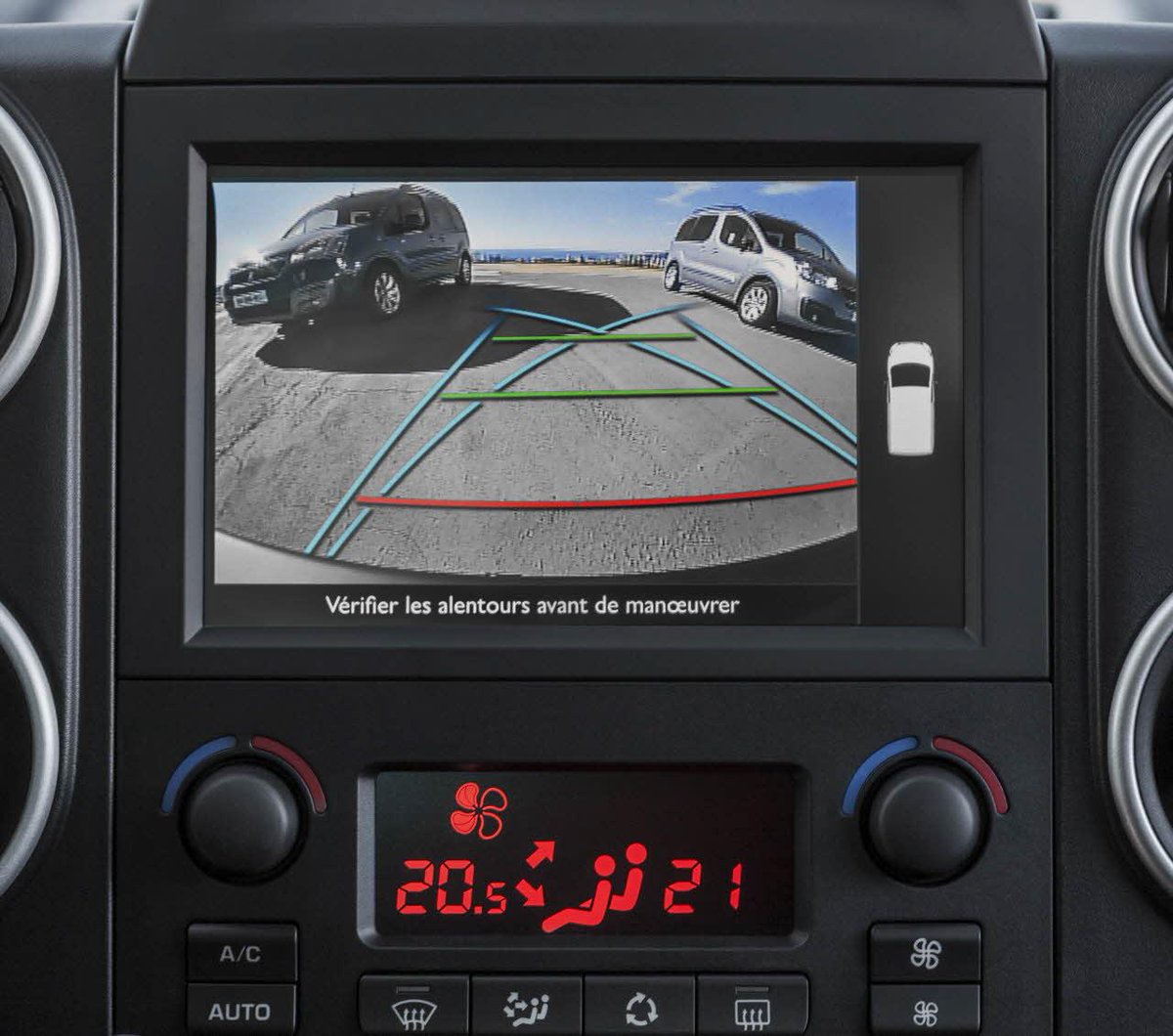 Peugeot's tweet image. New #PeugeotPartnerTepee:Connected to its time #MirrorScreen #ActiveCityBrake Reversing Camera