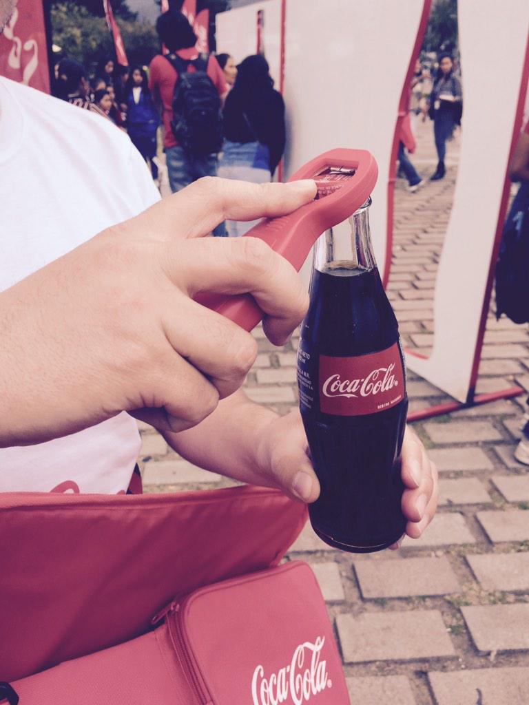 CocaCola Ecuador on Twitter "Destapando felicidad desde 1915. #