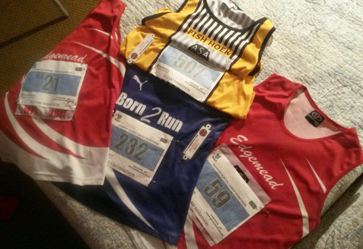 KimBoshoff's tweet photo. Ready to race @EdgemeadRunners @Born2RunAC #fishhoekac #cangomarathon http://t.co/WiuD6raWDV
