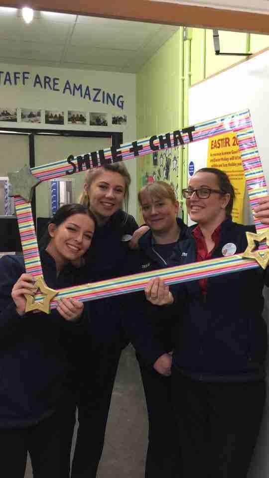 Loving the #smile&amp;chat frame #intheirshoes Welldone #service <a href="/JackieGrimley/">Jac</a> <a href="/darrenwalsh007/">Darren Walsh</a> <a href="/TescoSudbury/">TescoSudbury</a>