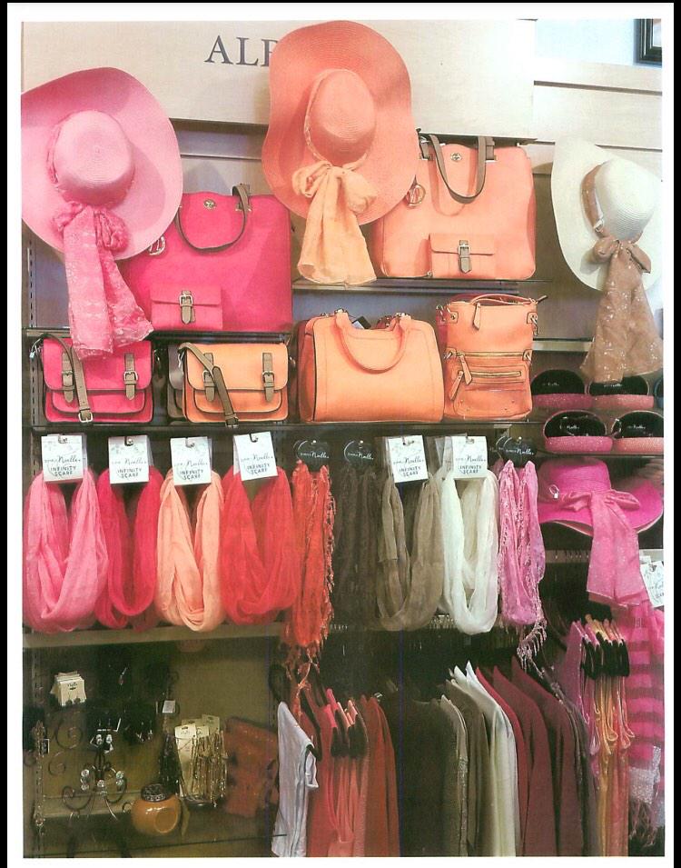 BannersHallmark's tweet photo. brand new scarfs, hats, purses and accessories!! Come check them out today..Happy Friday!! http://t.co/NZ7j5iL8vQ