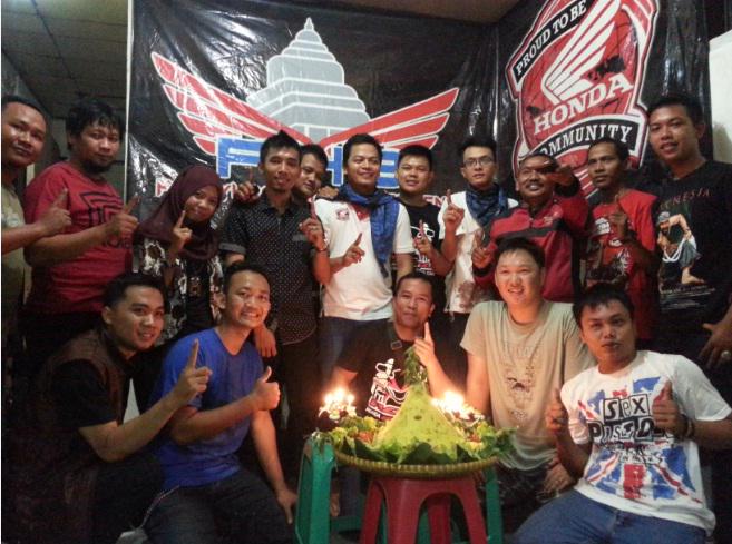 Syukuran 5th Anniversary <a href="/PhbBanten/">PaguyubanHondaBanten</a> cc : <a href="/HondaBanten/">Honda Jawara Banten</a> @hondacomm paguyubanhondabanten.com/read/2015/02/2…
#Jelajahhondacommunity