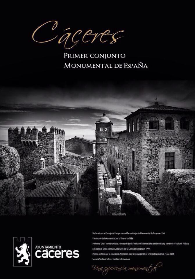 FiestaDeCaceres's tweet photo. Que bonito es CÁCERES!!

#Cáceres #Caceresgastronomica #Cáceresdediaydenoche http://t.co/euPrppMBgn