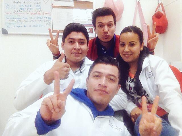 HiramViIIanueva's tweet photo. ¡Los Kiuts que quedan! #DreamTeam @Flakissaa @carlosavilaRM @David_Medrano1 &amp; Hiram® http://t.co/QC337CHb56