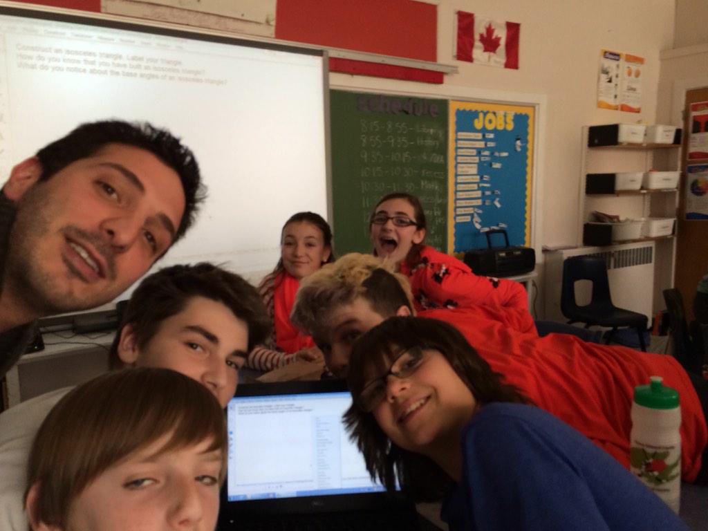 ALCDSB_TALWT's tweet image. Learning geometry @alcdsb_greg using sketchpad #learningwithtech