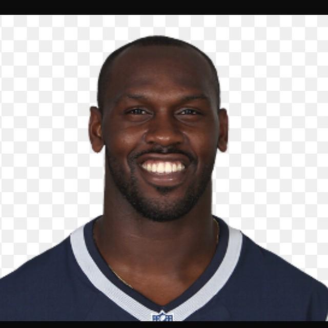 Happy birthday Chandler Jones. 25 today bhunt29  