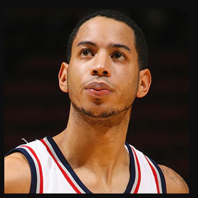 Happy birthday Devin Harris. 32 today bhunt29  