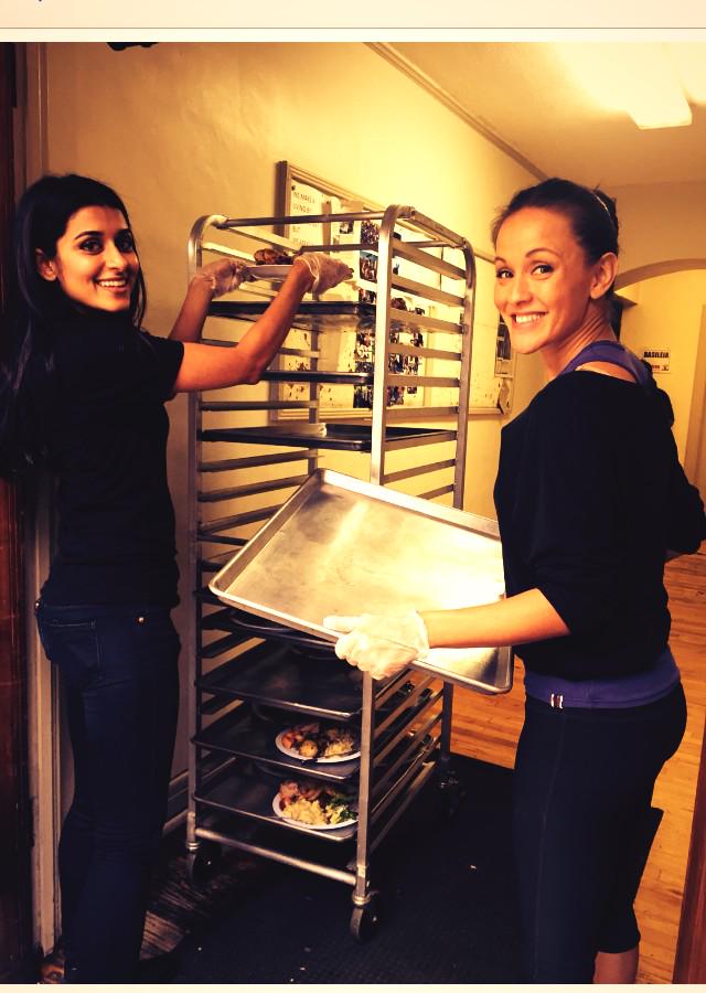Serving food yesterday with <a href="/Sandy_Sidhu/">Sandy Sidhu</a> I love <a href="/mirandafrigon/">Miranda Frigon</a> and the cause she made us a part of #hope