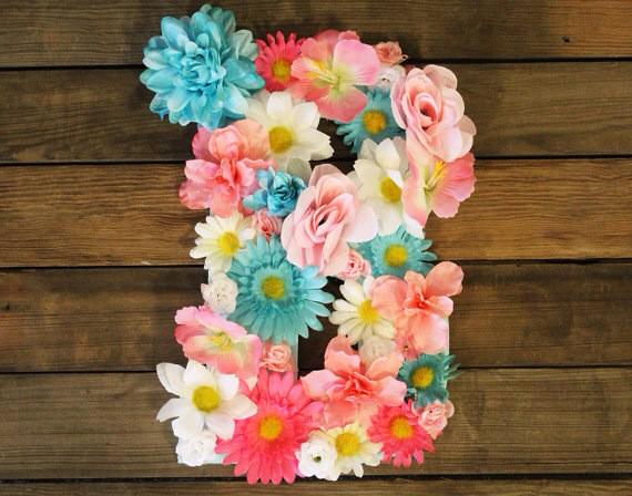 websterfarmco's tweet image. Custom made initial letter! $32+ship. #wedding #flowerletter #etsy #handmade #photoprop #decorating #personalized