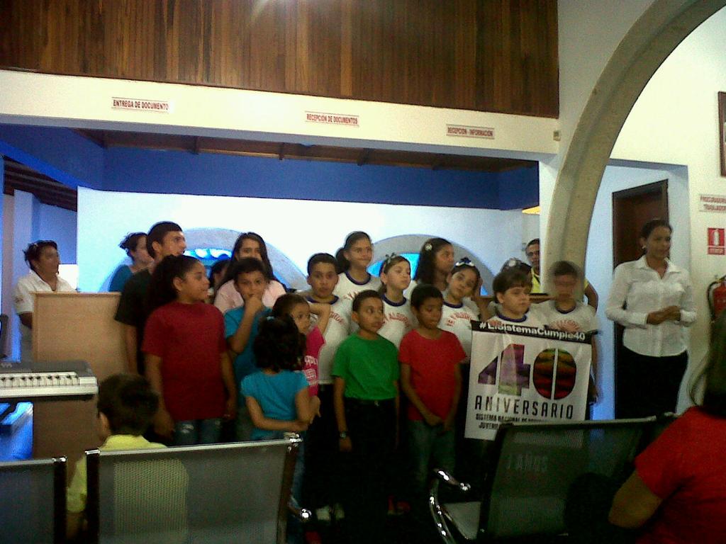 Hablando y explicando sobre P.I.M. Simón Bolívar <a href="/Elsistema/">El Sistema</a> <a href="/programaSBbnas/">Programa SB Barinas</a> @Nucleobarinas