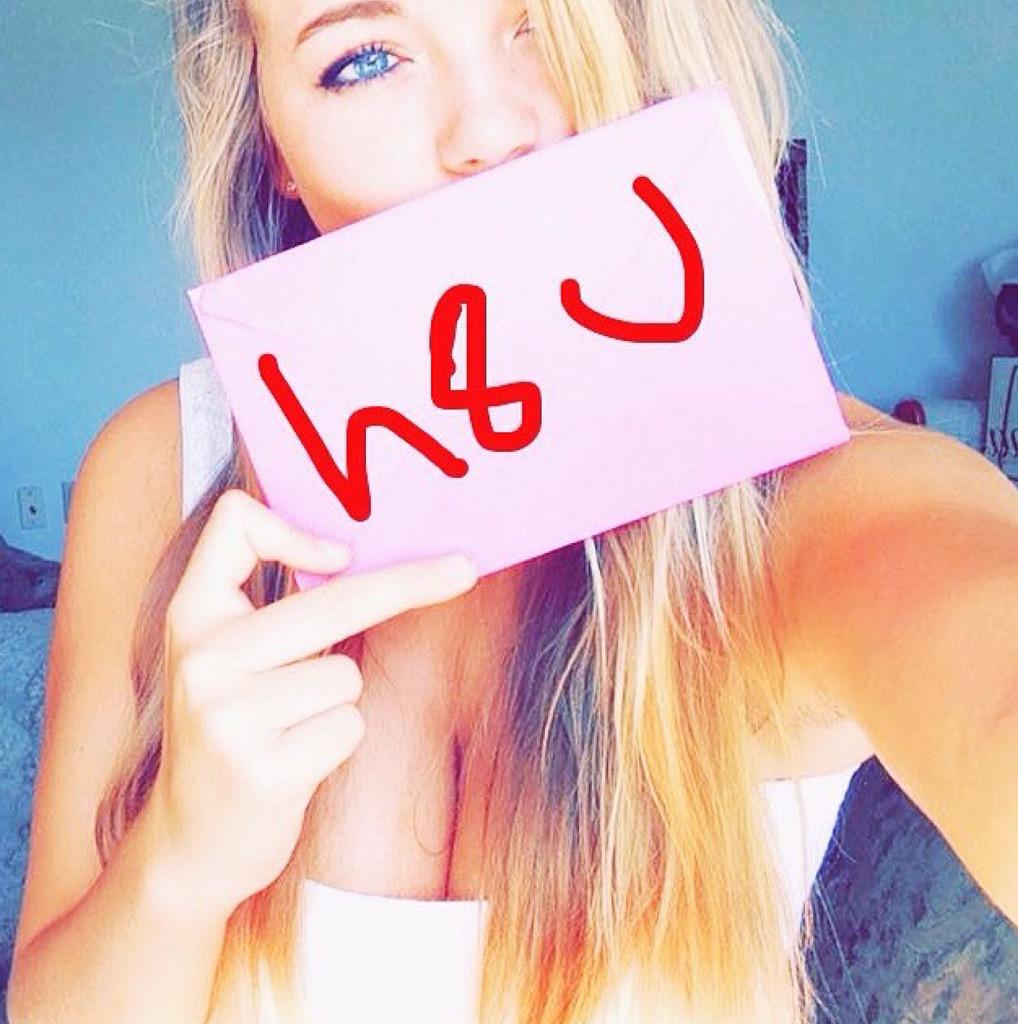 “<a href="/hctekal/">deleted</a>: tbh ❤️ ” ohhh mmhm