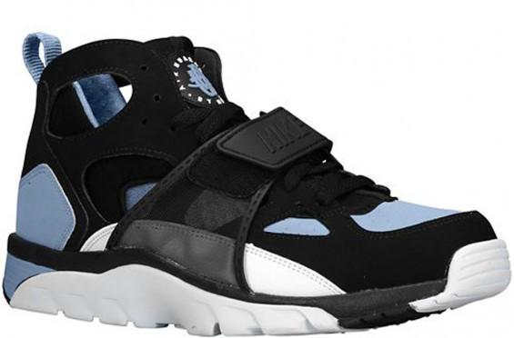 EezZy_isSh's tweet photo. @kicksonfire: Release Reminder: Nike Air Trainer Huarache “Cool Blue” It’s Finally Releasing http://t.co/UpqGuBfiVm http://t.co/EfH6y3tsgX"